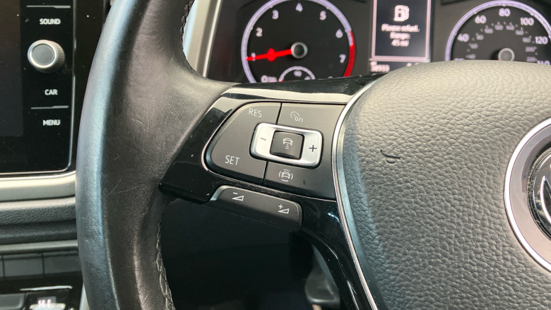 Volkswagen T-Roc 1.0 TSI SE 5dr Petrol Hatchback